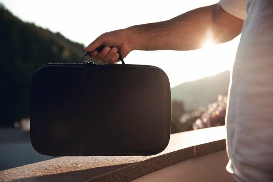 LifeGoods Massage Gun - Professioneel Massage Apparaat - Nek, Rug, Fullbody - Acupressuur, Klop En Compressie - 6 Opzetstukken - Koffer - 30 Standen - Zwart 7 LifeGoods Massage Gun - Professioneel Massage Apparaat - Nek, Rug, Fullbody - Acupressuur, Klop En Compressie - 6 Opzetstukken - Koffer - 30 Standen - Zwart - Afbeelding 7