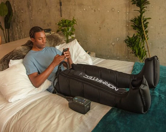 Hyperice Normatec 2.0 Recovery System - Herstel Snel - Inclusief Advies En Bediening Via Hyperice App (plus Garmin En Strava) 4 Hyperice Normatec 2.0 Recovery System - Herstel Snel - Inclusief Advies En Bediening Via Hyperice App (plus Garmin En Strava) - Afbeelding 4