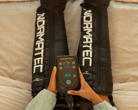 Hyperice Normatec 2.0 Recovery System - Herstel Snel - Inclusief Advies En Bediening Via Hyperice App (plus Garmin En Strava) 6 Hyperice Normatec 2.0 Recovery System - Herstel Snel - Inclusief Advies En Bediening Via Hyperice App (plus Garmin En Strava) - Afbeelding 6