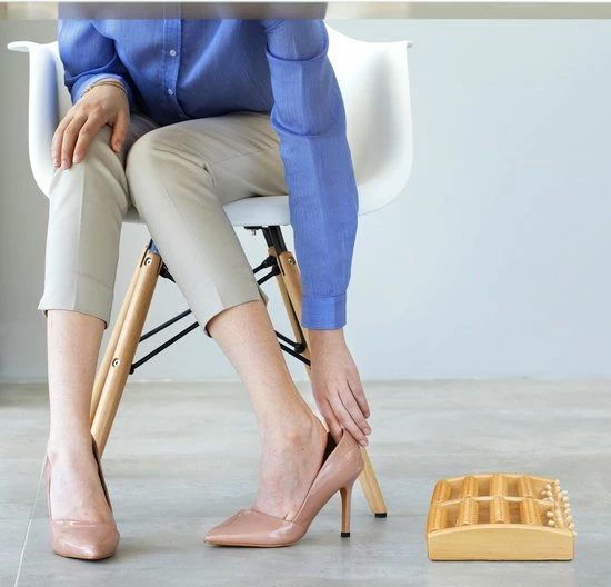 Relaxdays Houten Voetmassage Roller - Voetmassage - 2 Voeten - Voetroller - Massageroller 3 Relaxdays Houten Voetmassage Roller - Voetmassage - 2 Voeten - Voetroller - Massageroller - Afbeelding 3