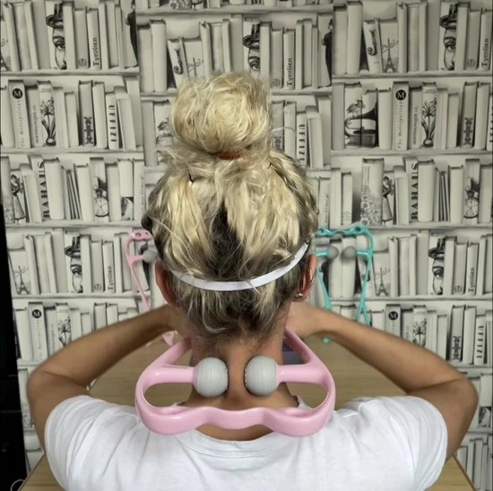 GreenBanana - Nek Massage - Massage Roller - Pijnlijke Drukpunt Massager - Hand Roller - Rollerbal Voor Nek - Schouder - Been- Triggerpoint - Acupressuur - Multifunctionele Handmatige GreenBanana Nek Massage Apparaat 2 GreenBanana - Nek Massage - Massage Roller - Pijnlijke Drukpunt Massager - Hand Roller - Rollerbal Voor Nek - Schouder - Been- Triggerpoint - Acupressuur - Multifunctionele Handmatige GreenBanana Nek Massage Apparaat - Afbeelding 2